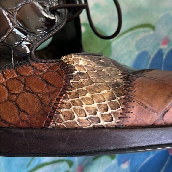 Stuart Weitzman Mixed Leather Tuxedo Lace Up Heels - 8 M (?) - Picture 6 of 16